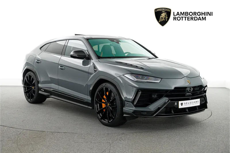 Lamborghini Urus (2023)
