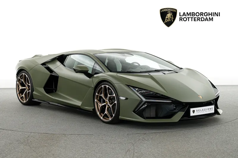 Lamborghini Revuelto (2025)