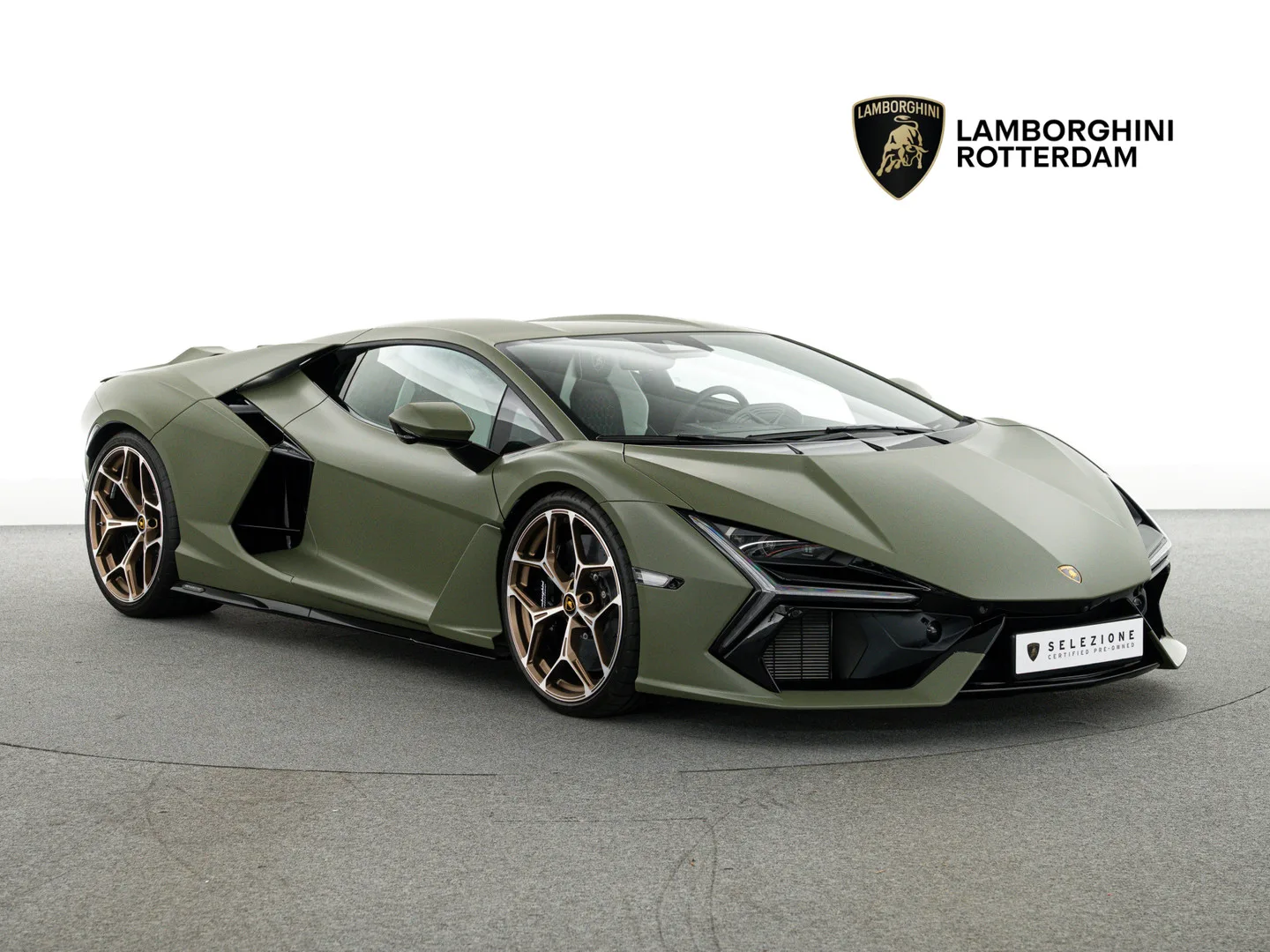 Lamborghini Revuelto (2025) — foto 1
