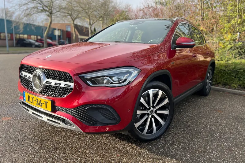 Mercedes-Benz GLA (2020)