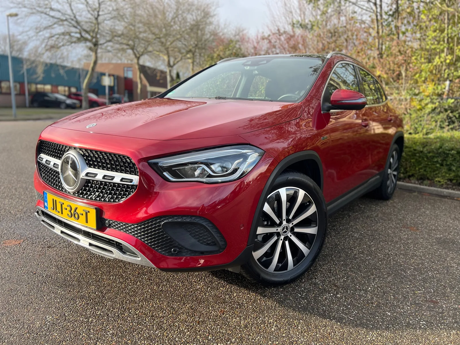 Mercedes-Benz GLA (2020) — foto 1