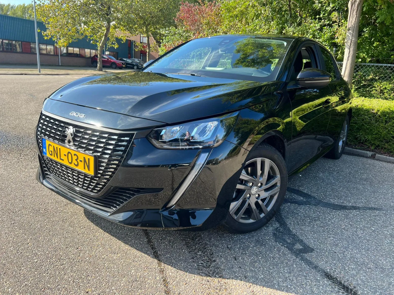 Peugeot 208 (2021) — foto 1