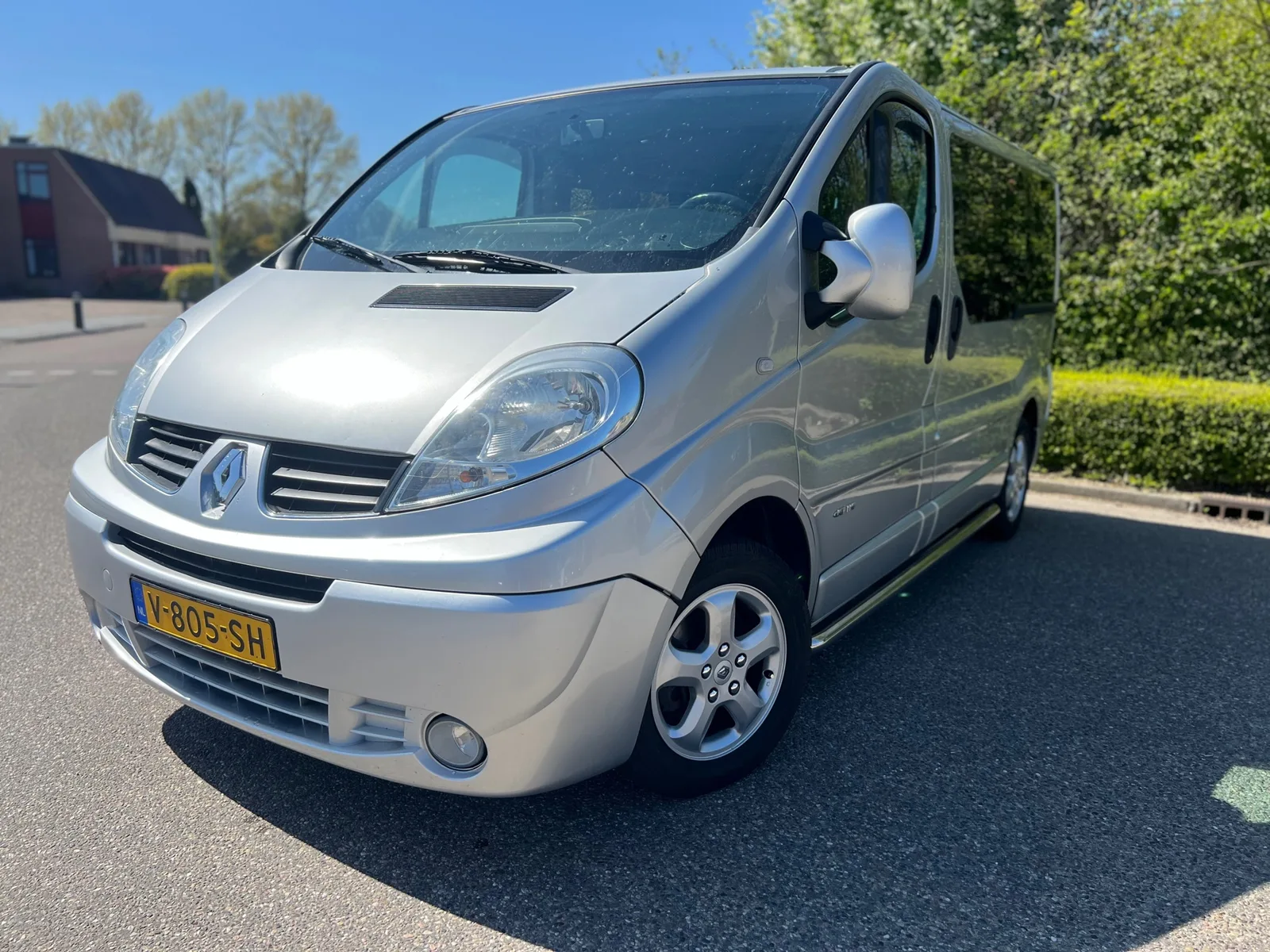 Renault Trafic (2010) — foto 1
