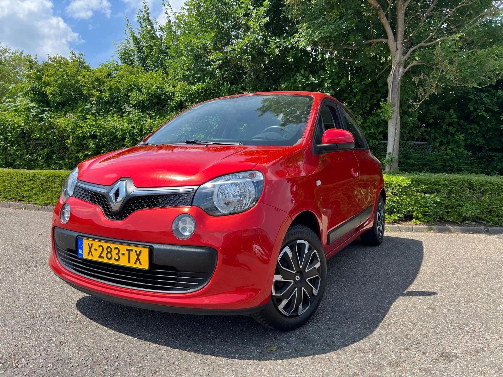 Renault Twingo (2018) — foto 1