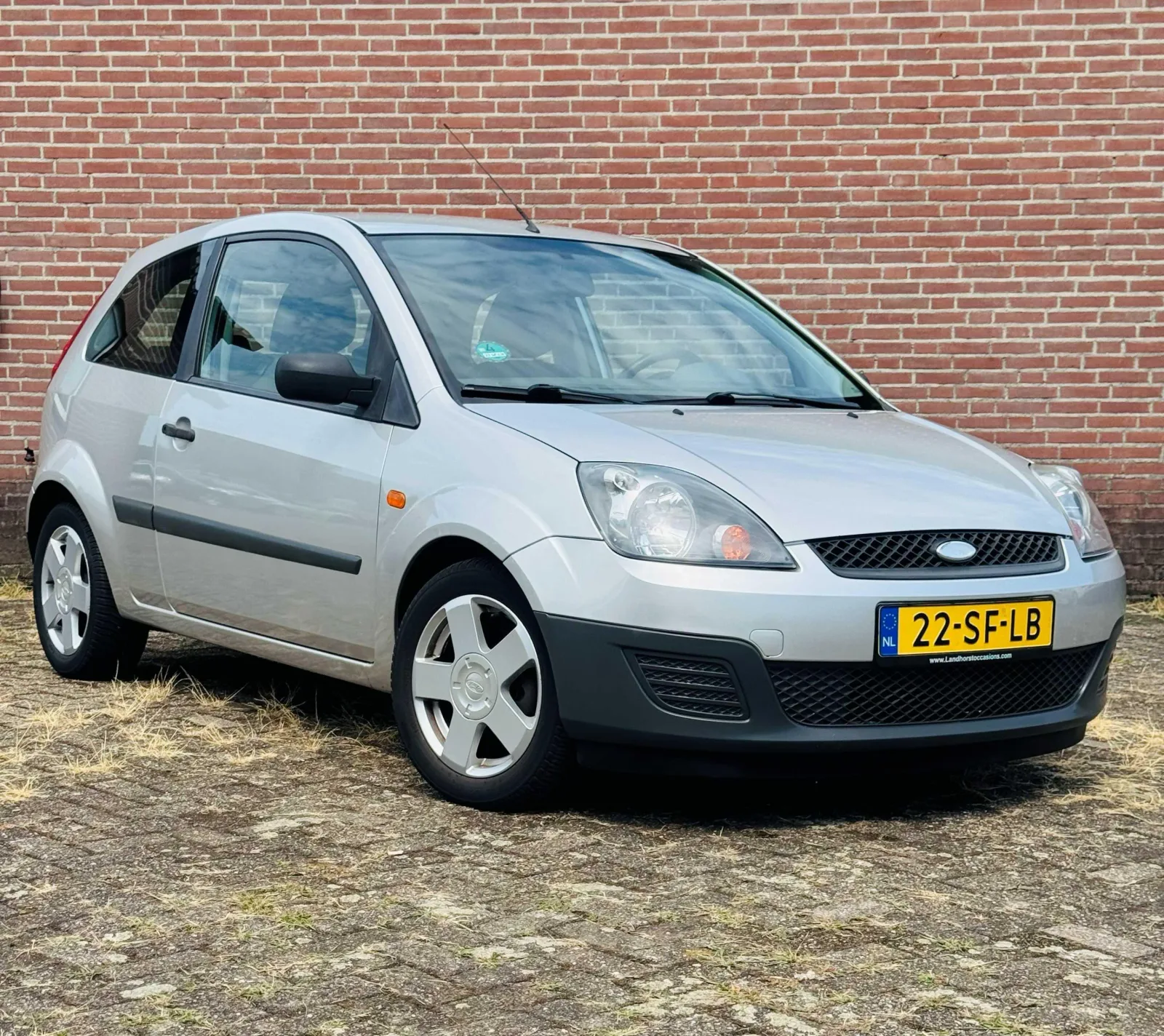 Ford Fiesta (2005) — foto 1