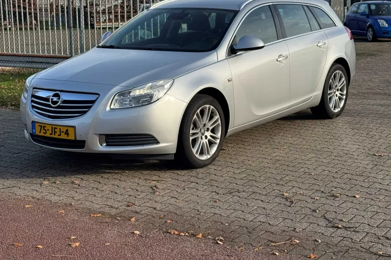 Opel Insignia (0)