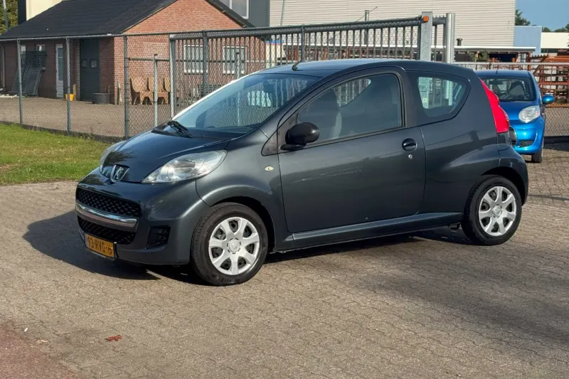 Peugeot 107 (2012)