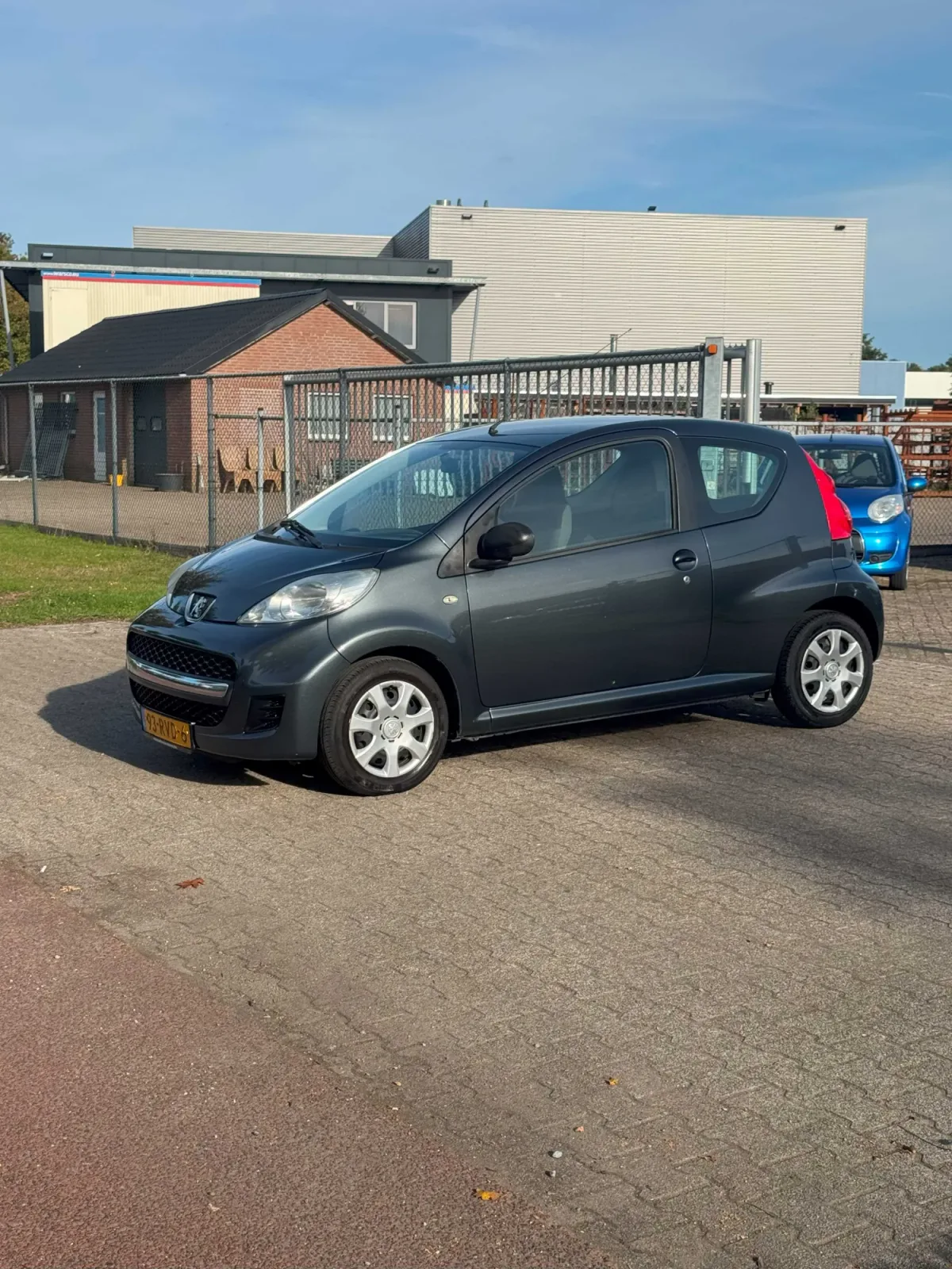 Peugeot 107 (2012) — foto 1