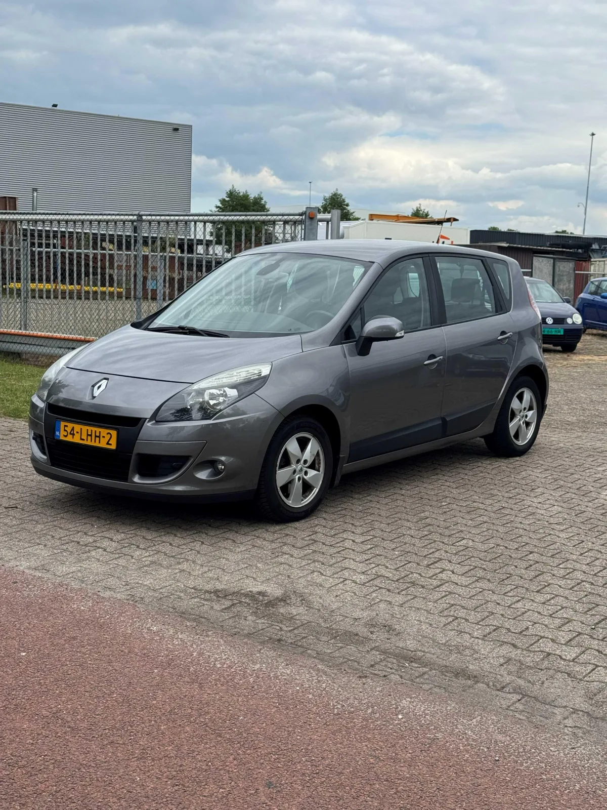 Renault Scénic (2010) — foto 1