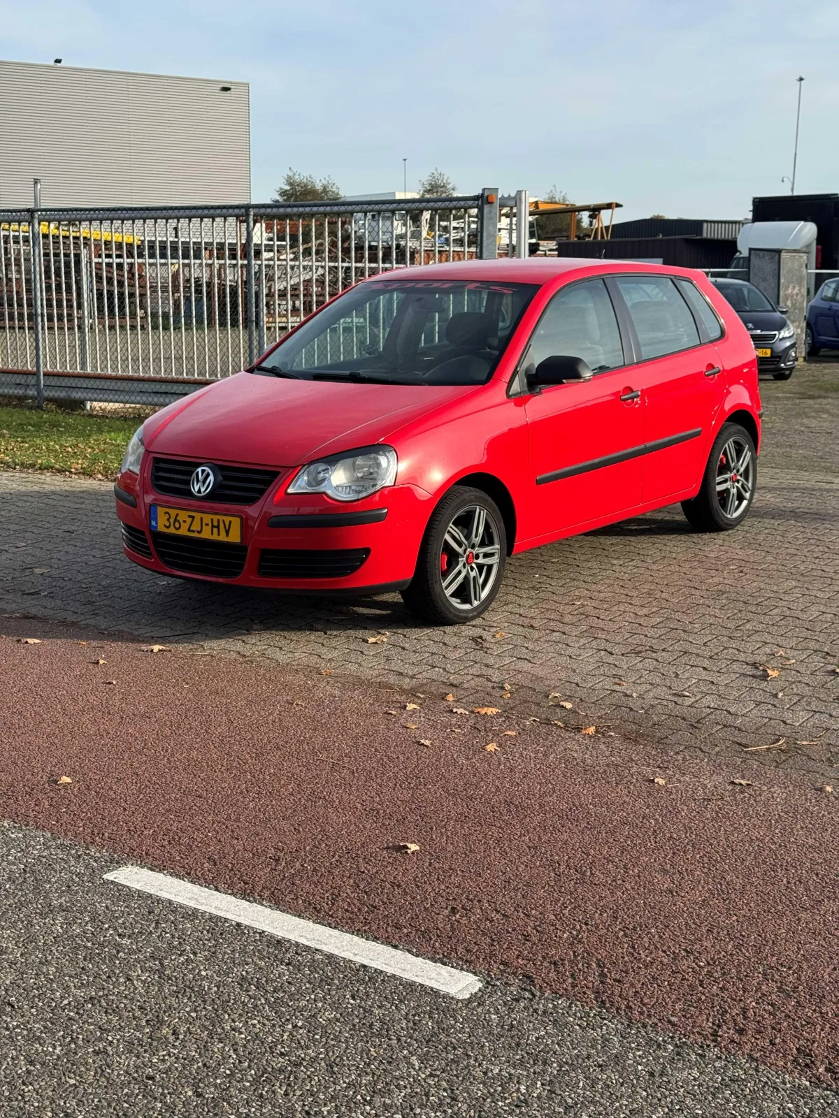 Volkswagen Polo (0) — foto 1