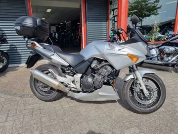 Honda CBF600 (2004) — foto 1