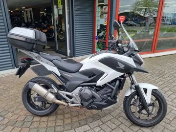 Honda NC750X (2016) — foto 1