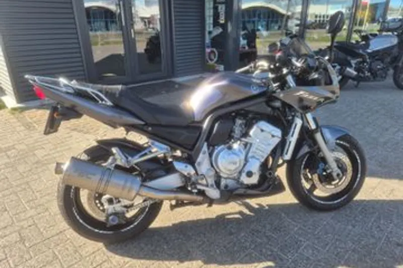 Yamaha FZS 1000 Fazer (2005)