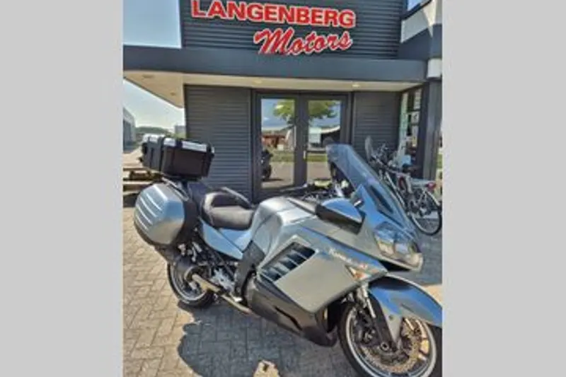 Kawasaki GTR 1400 (2007)
