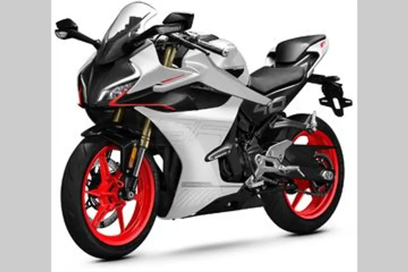 CFMoto 450 SRS (2026)