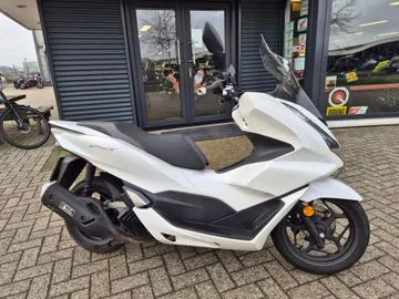 Honda PCX 125 (2021) — foto 1