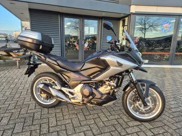 Honda NC750X (2017) — foto 1