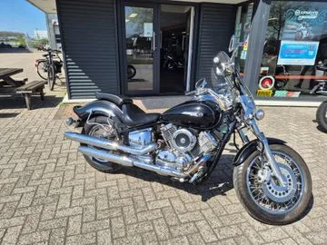 Yamaha XVS 1100 Dragstar (1999) — foto 1