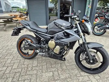 Yamaha XJ6 (2010) — foto 1
