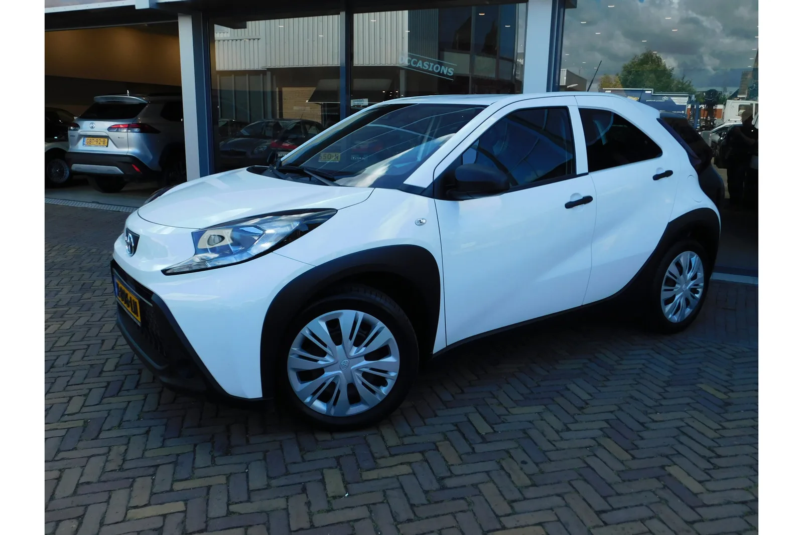 Toyota Aygo X (2023) — foto 1