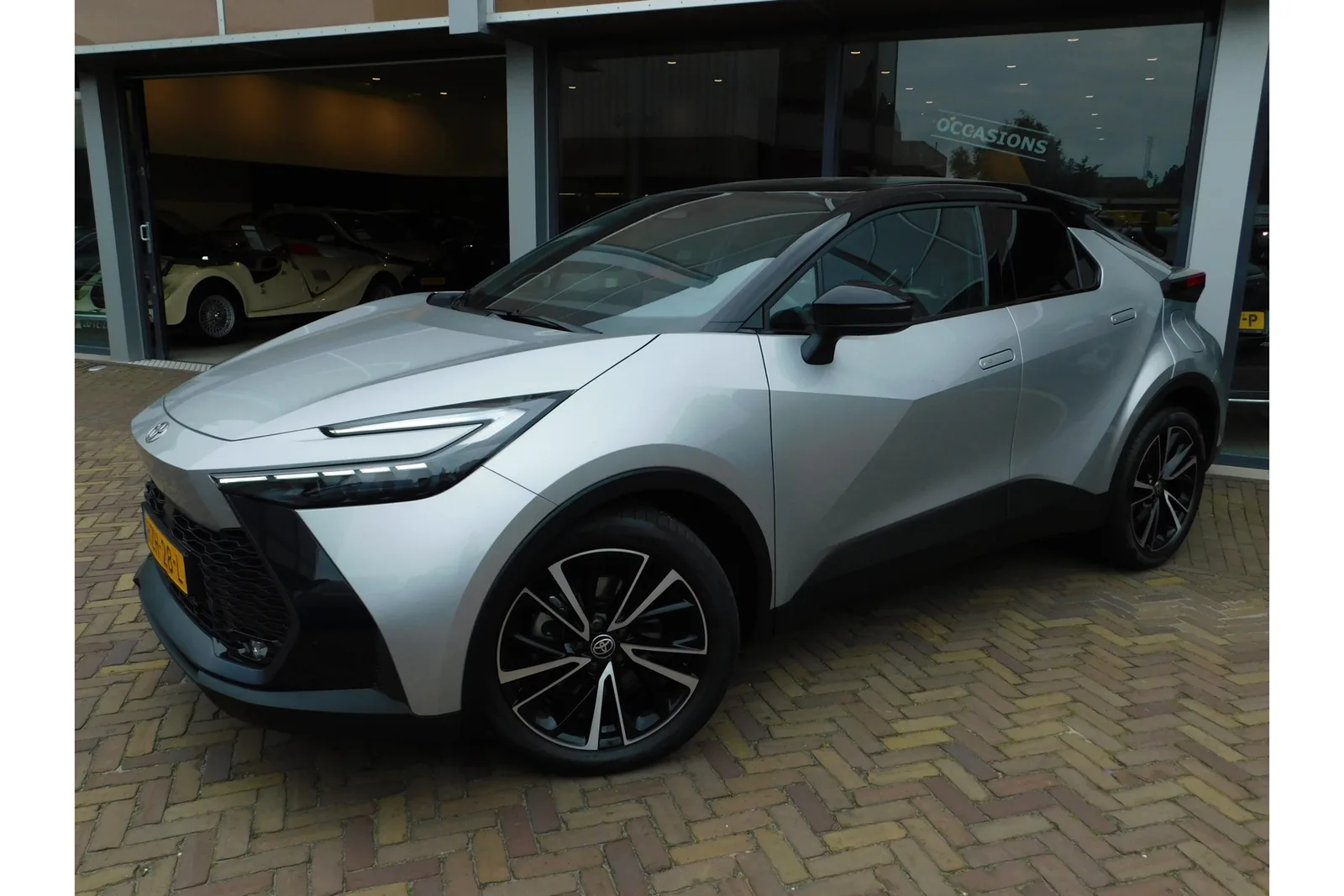 Toyota C-HR (2025) — foto 1