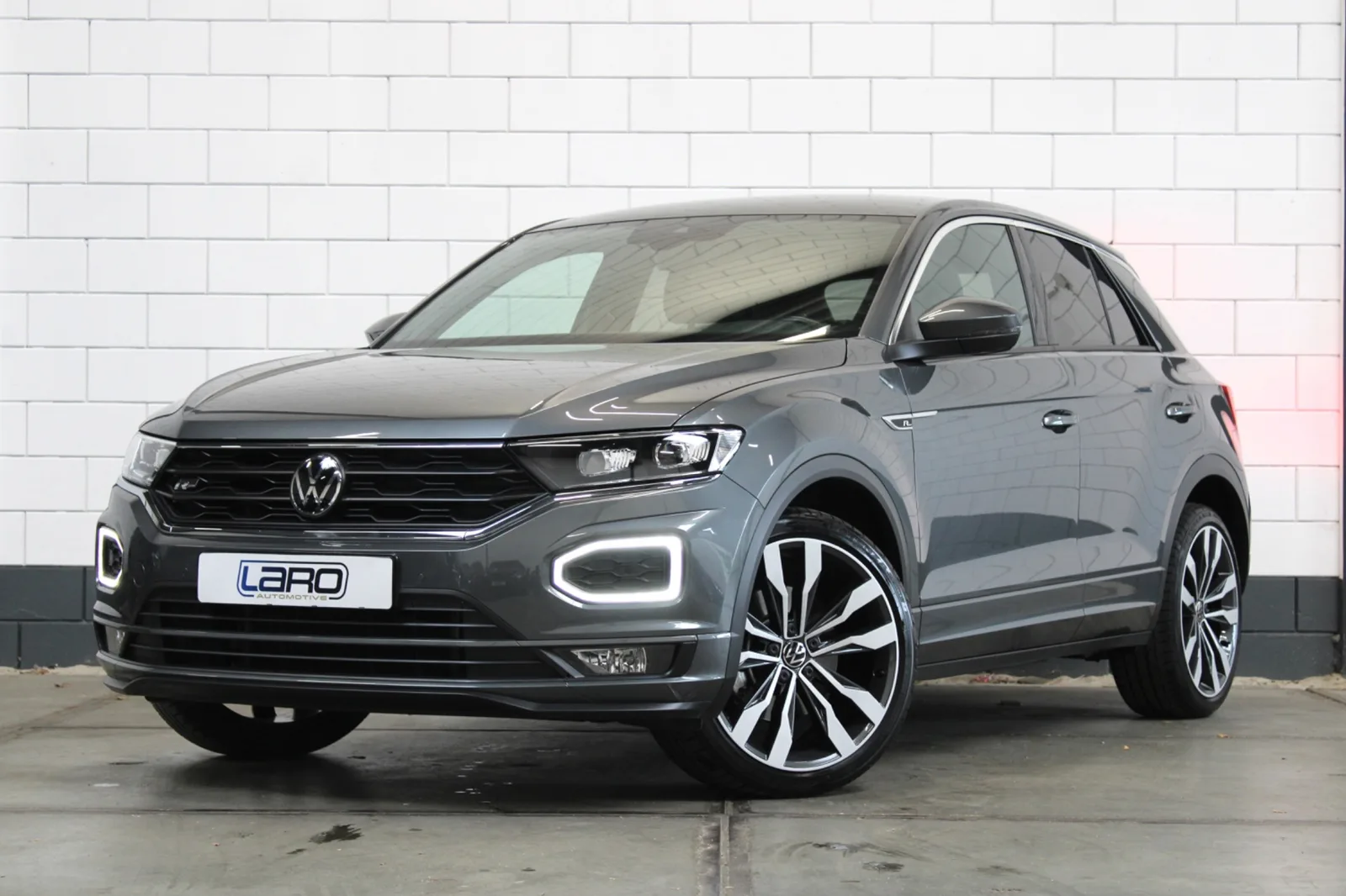 Volkswagen T-Roc (2021) — foto 1
