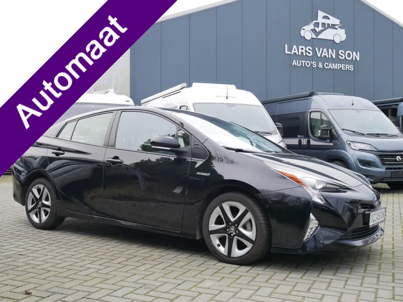 Toyota Prius (2017) — foto 1