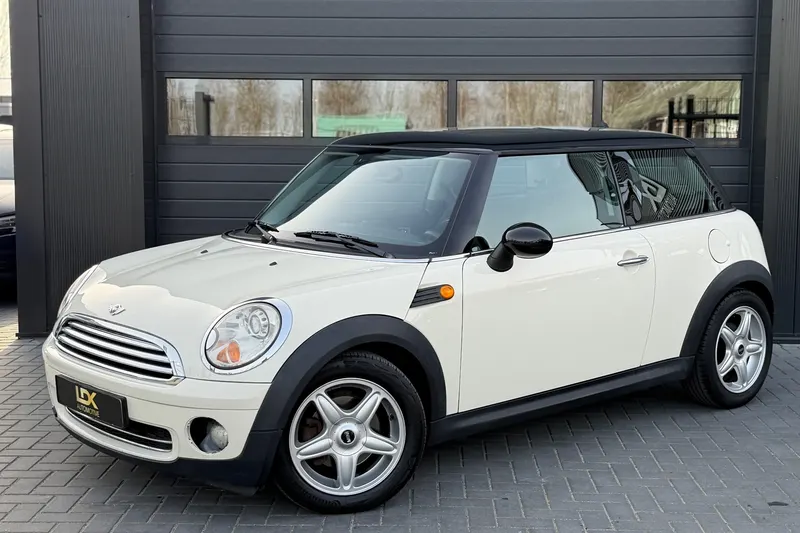 MINI Cooper (2007)