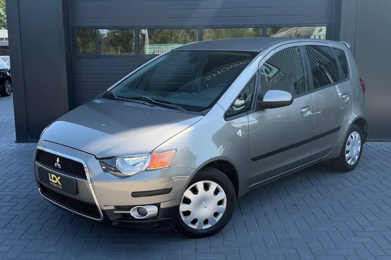 Mitsubishi Colt (2011)