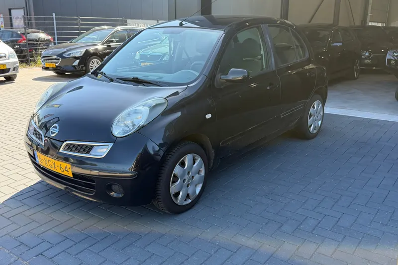 Nissan Micra (2008)