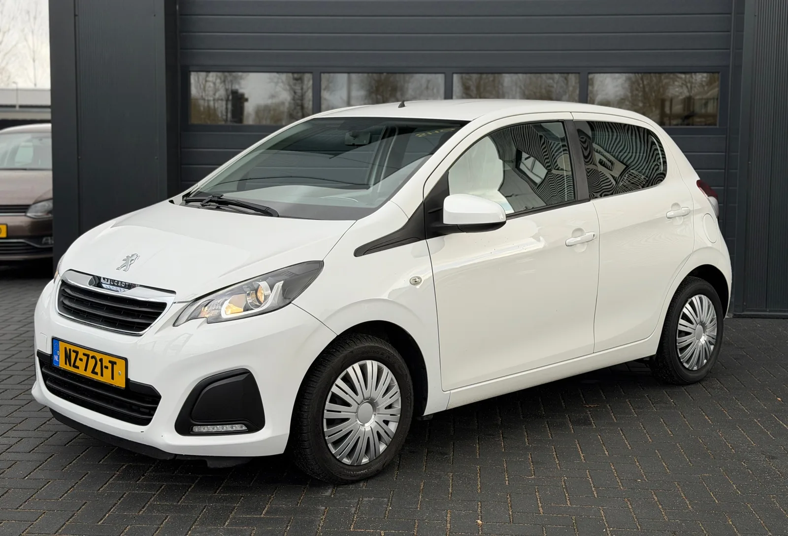 Peugeot 108 (2015) — foto 1