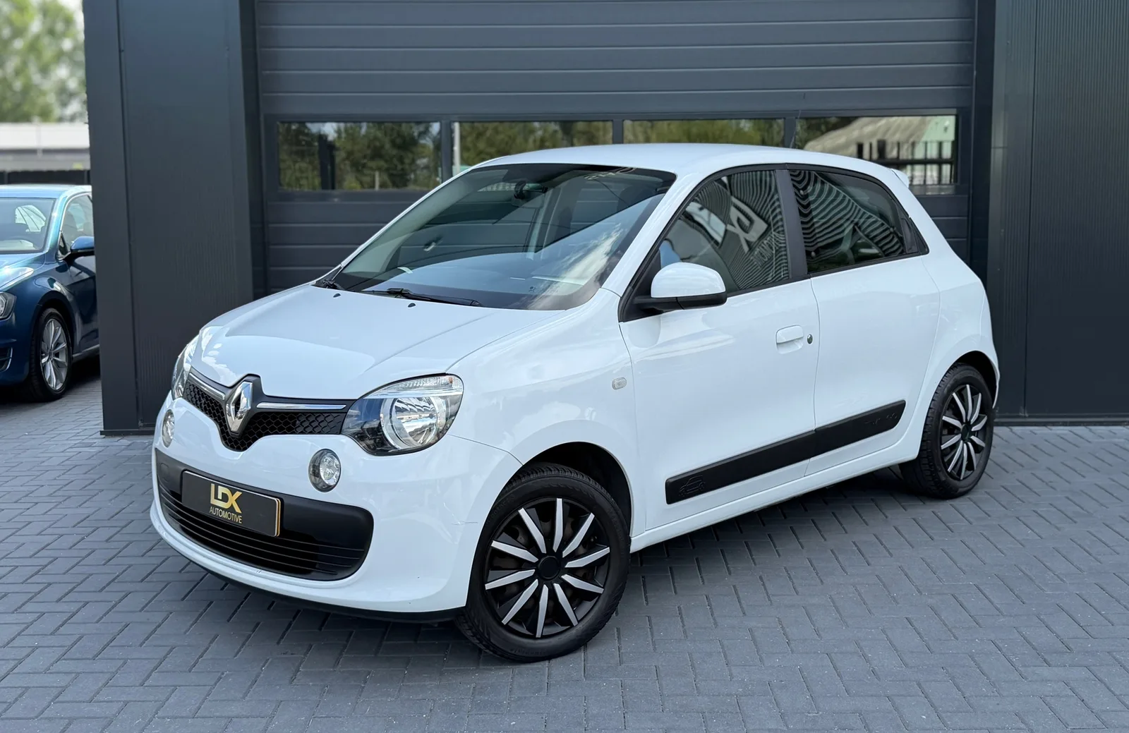 Renault Twingo (2015) — foto 1