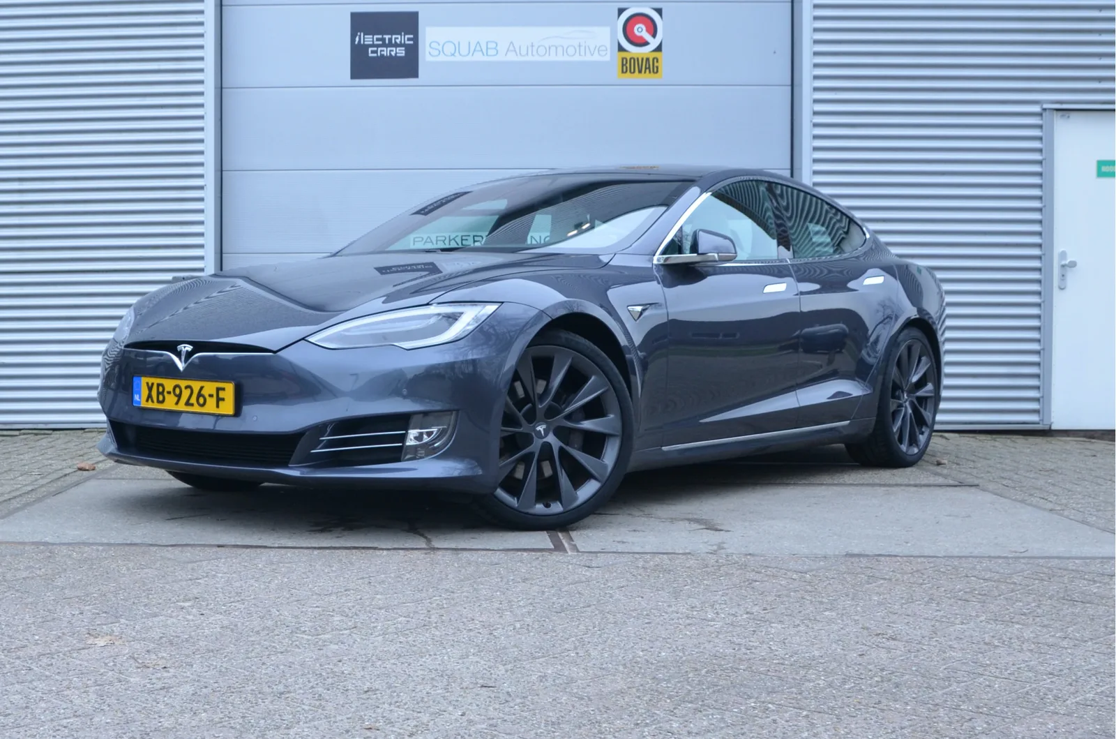 Tesla Model S (2018) — foto 1
