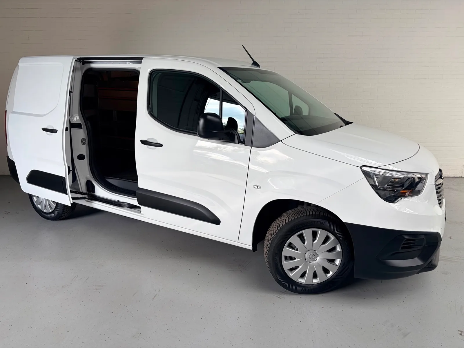 Opel Combo (2022) — foto 1