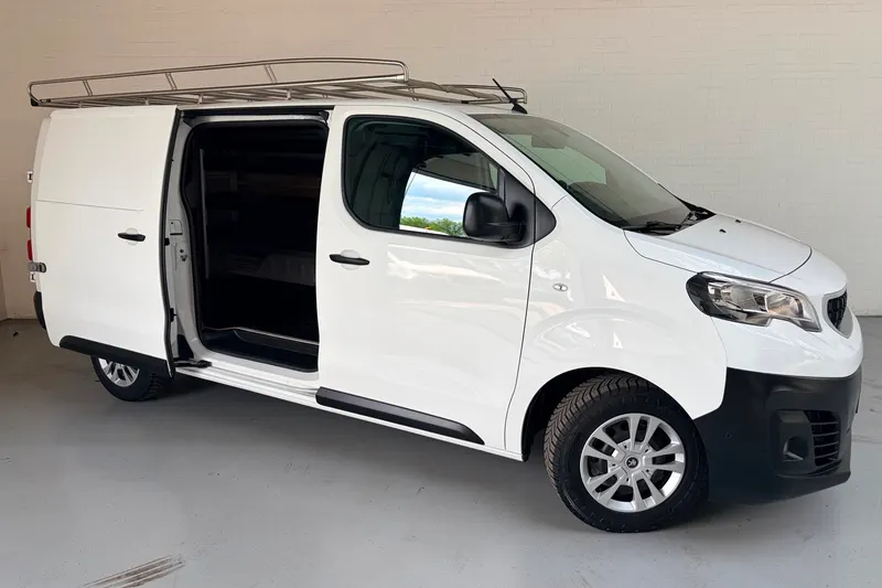 Peugeot Expert (2021)
