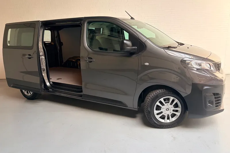 Peugeot Expert (2022)