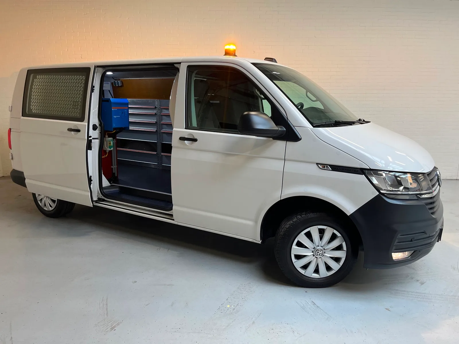 Volkswagen Transporter (2020) — foto 1