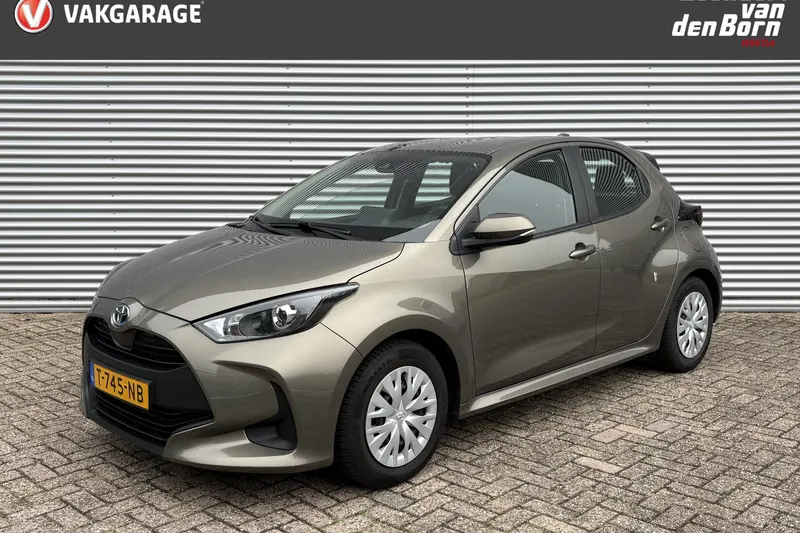Toyota Yaris (2023)