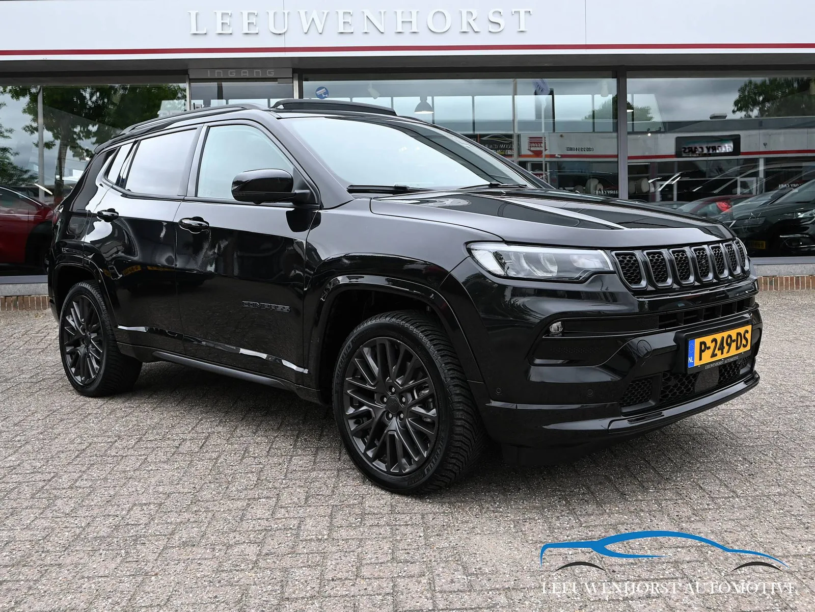 Jeep Compass (2022) — foto 1
