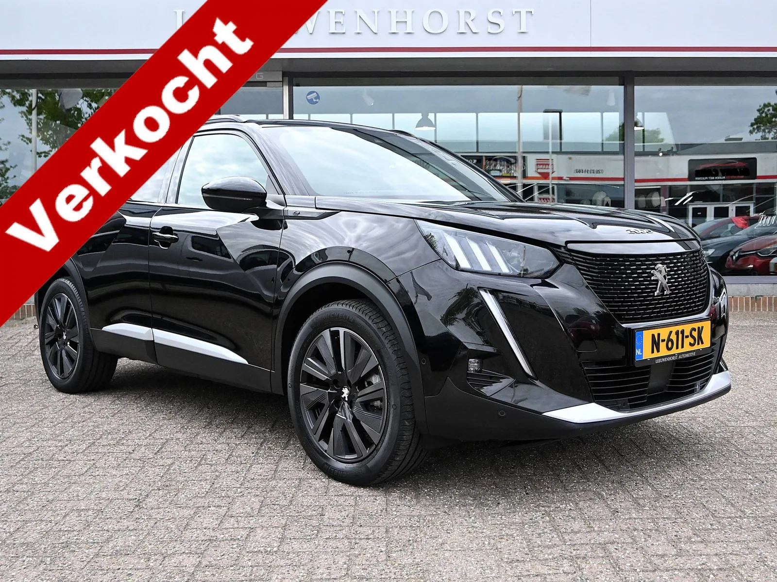 Peugeot e-2008 (2021) — foto 1