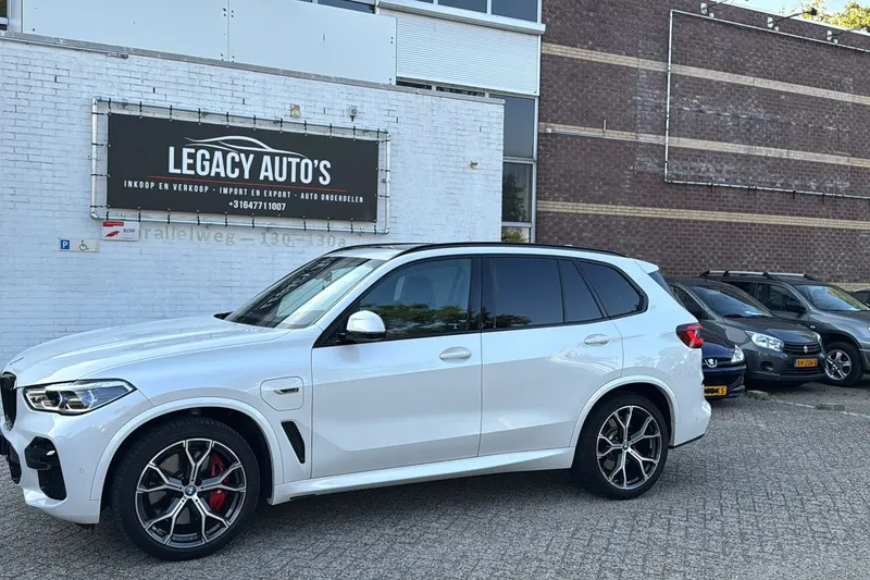BMW X5 (2022)