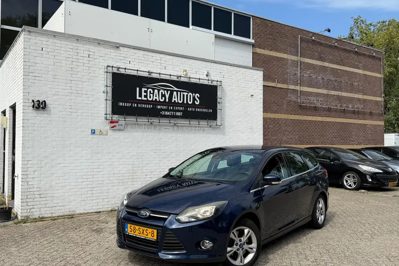 Ford Focus (2012)