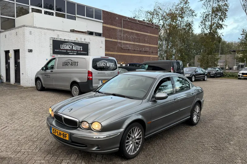 Jaguar X-Type (2003)