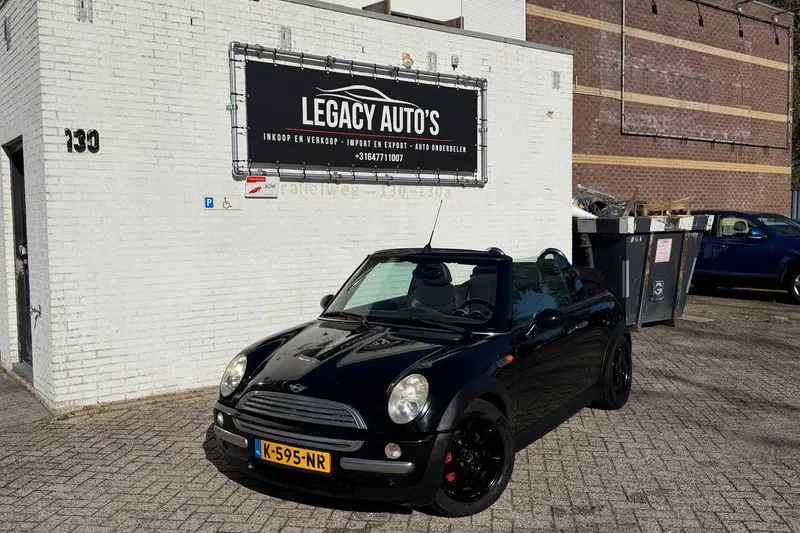 MINI Cooper (2004)