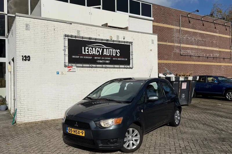 Mitsubishi Colt (2009)