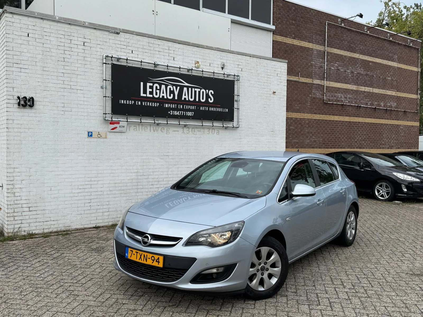 Opel Astra (2014) — foto 1