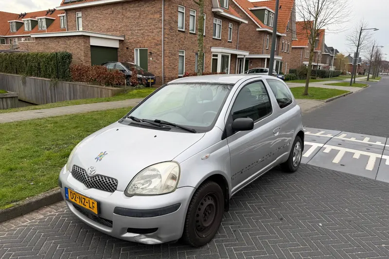 Toyota Yaris (2004)