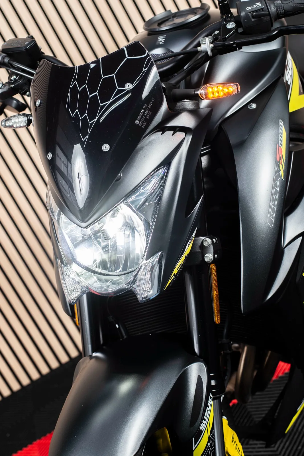 Suzuki GSX-S1000 (2021) — foto 1