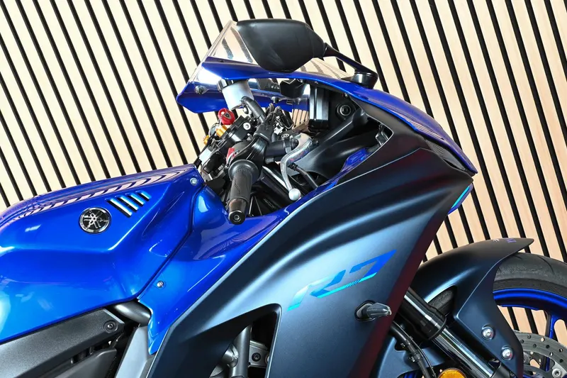 Yamaha R7 (2022)