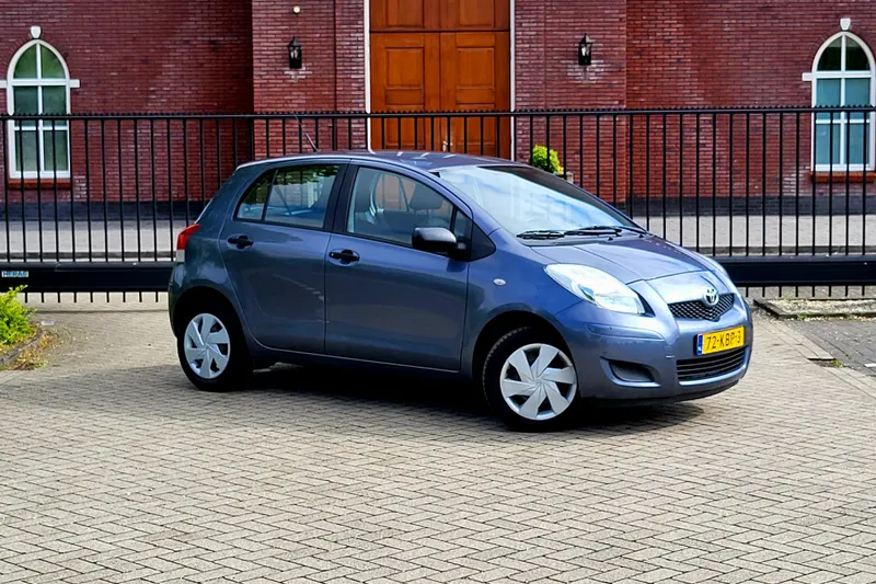 Toyota Yaris (2009)